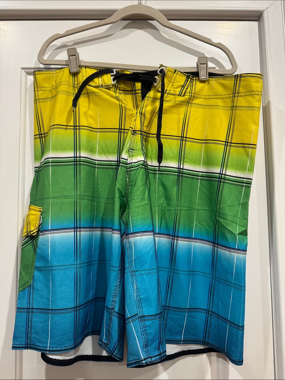Men's Yellow Green Blue Gradient Plaid Swim Trunks